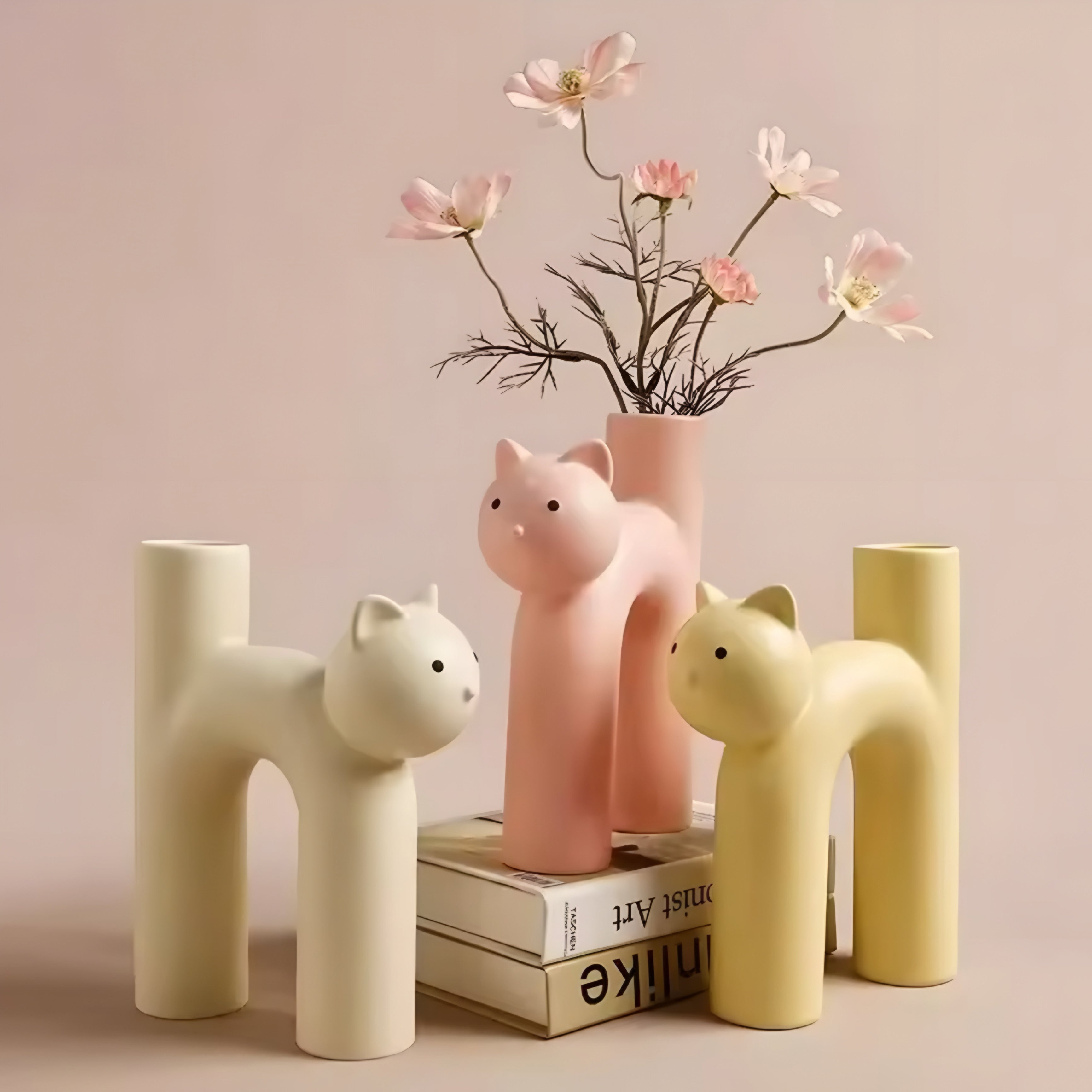 U-Shape Cartoon Cat Vase