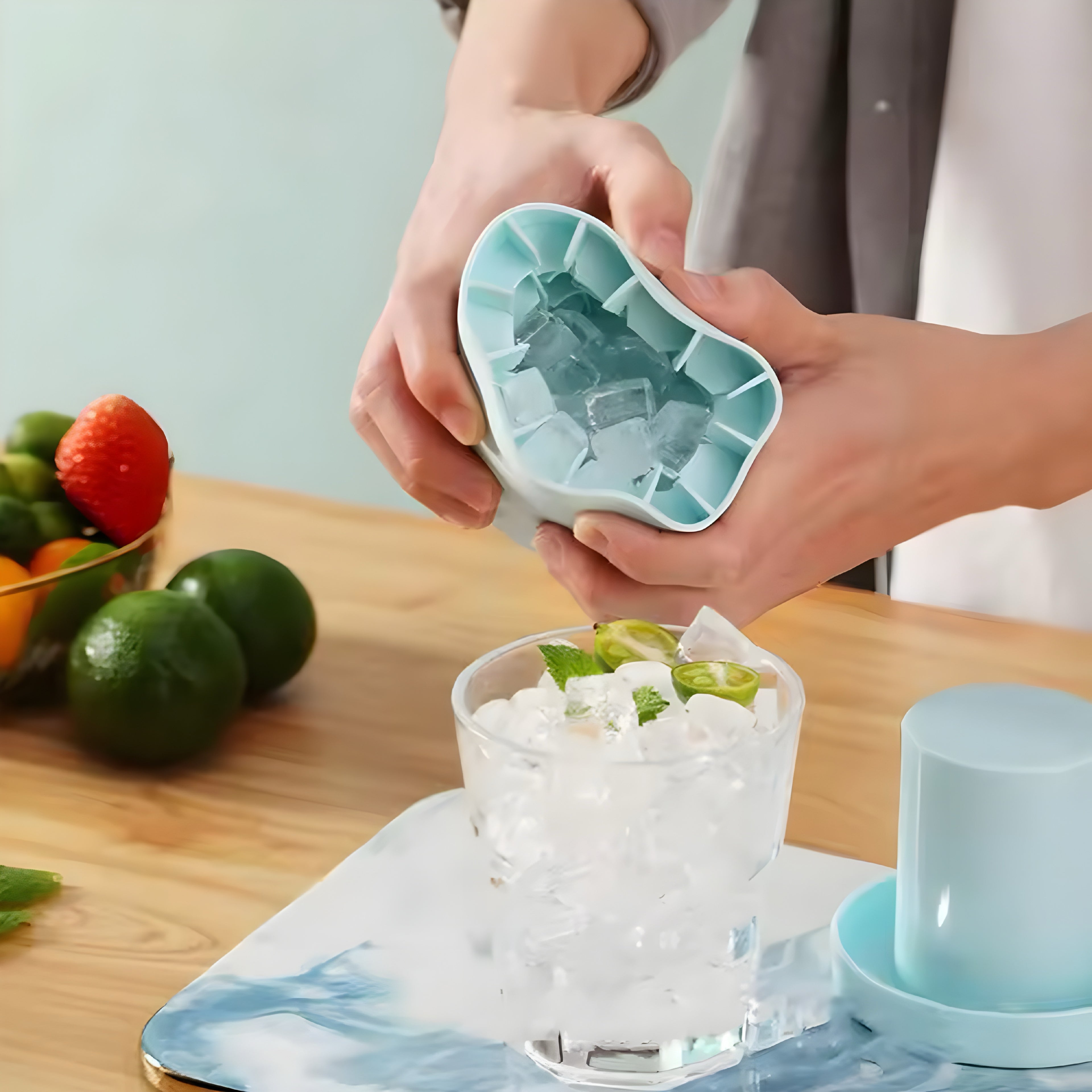 Silicone Ice Cube Mold & Bucket – 2-in-1 Round Ice Maker for Perfect Drinks